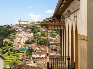 COLEÇÃO OURO PRETO POR FELIPE QUEIROZ: 46