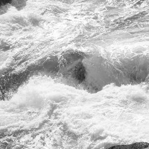 TEMPOS TURBULENTOS