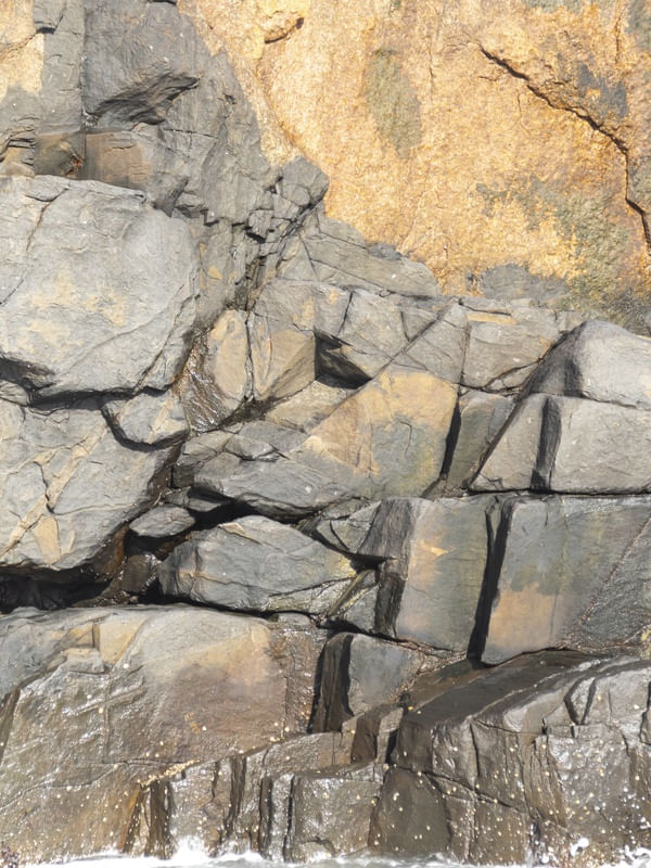STONE WALL 4
