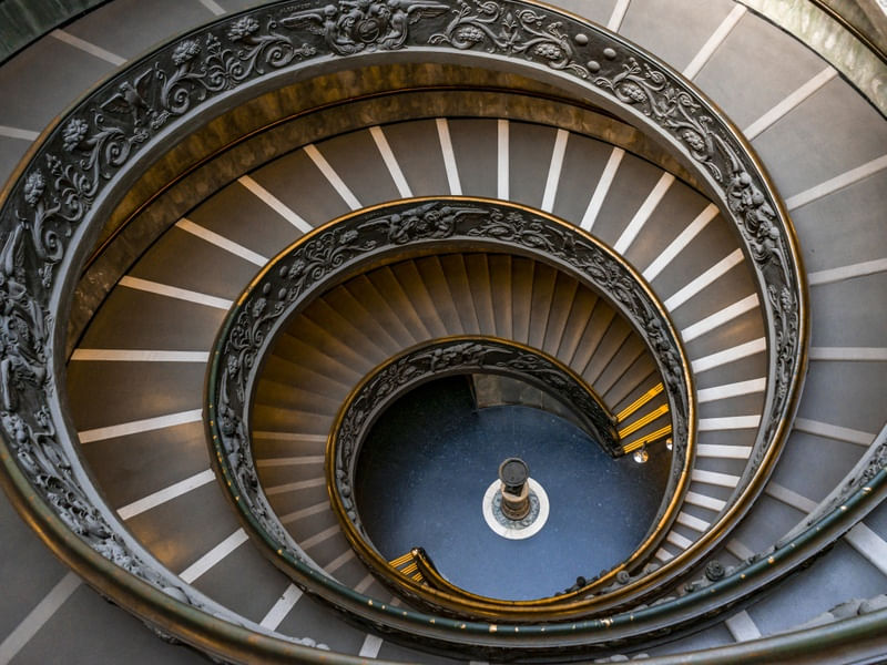 ESCADARIAS DO VATICANO