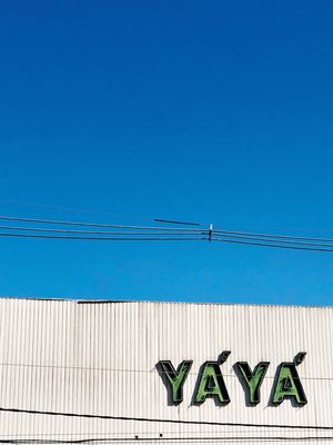 YÁYÁ