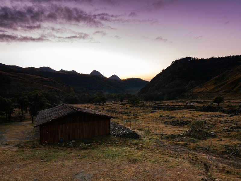 AMANHECER NO SITIO LL