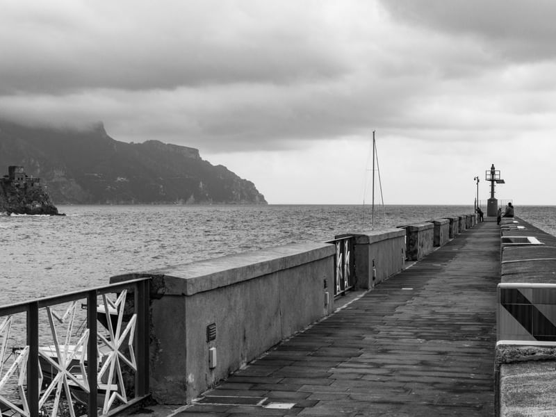 PASSARELA PELO MAR DE AMALFI
