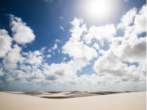 LENÇOIS MARANHESES SOBRE NUVENS
