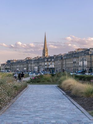 BORDEAUX A TARDE