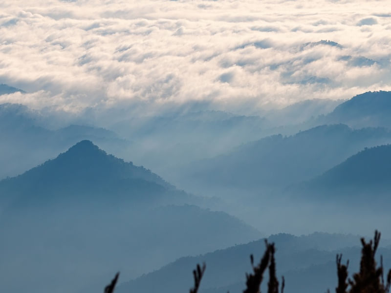NUVEM E MONTANHAS L