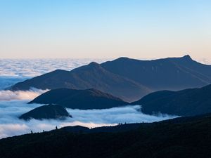 NUVENS E MONTANHAS L