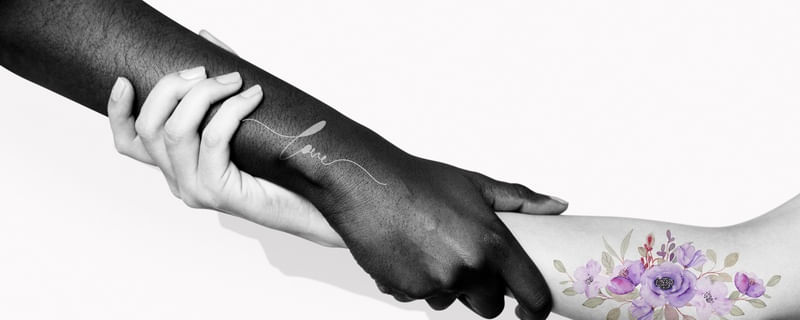 AS DUAS TATUAGENS