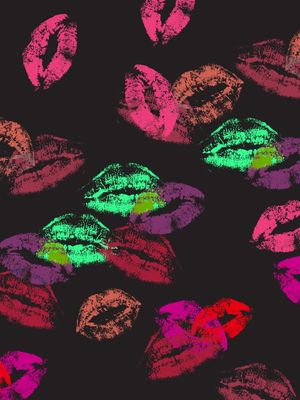 KISSES IN THE DARK