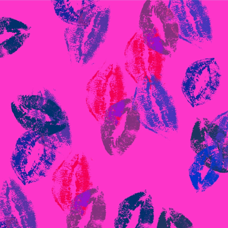KISSES IN PINK