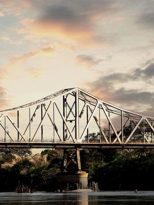 METALICA PRATA TRIPTICO 2
