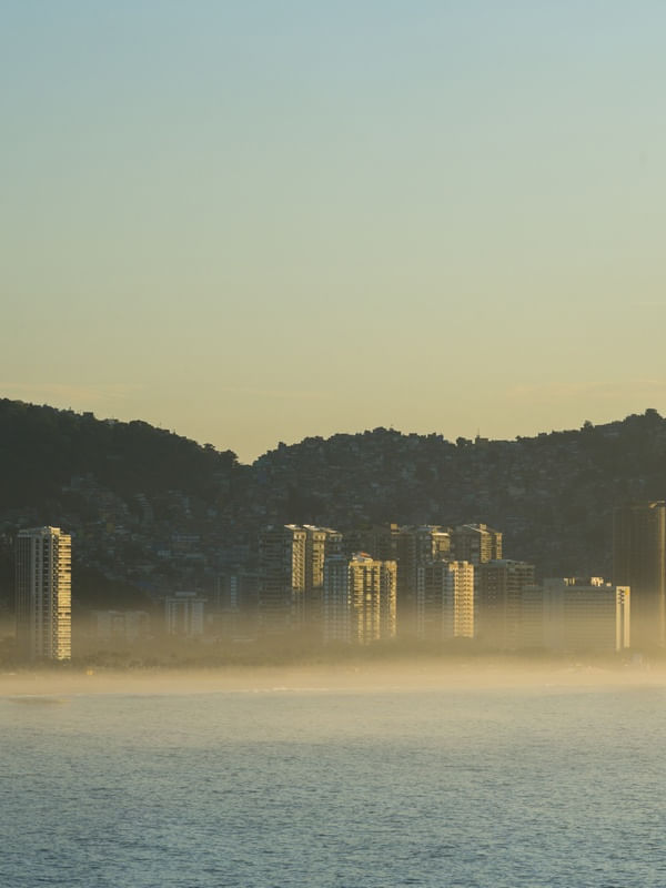 AMANHECER EM SÃO CONRADO II, RIO DE JANEIRO - TRÍPTICO 02