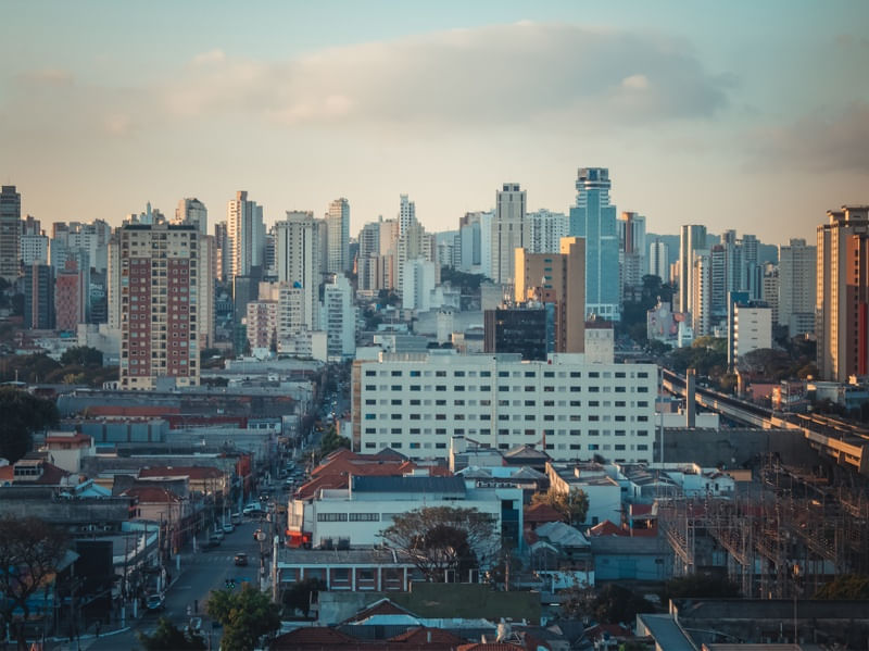 AVENIDA CRUZEIRO DO SUL E VOLUNTÁRIOS DA PÁTRIA