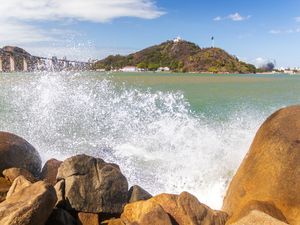 ONDAS NA BAÍA DE VITÓRIA - ES COM CONVENTO E TERCEIRA PONTE I