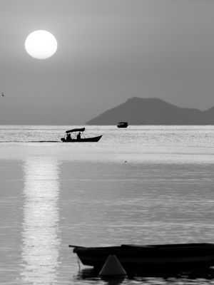 NASCER DO SOL - PRAIA GRANDE - PARATY