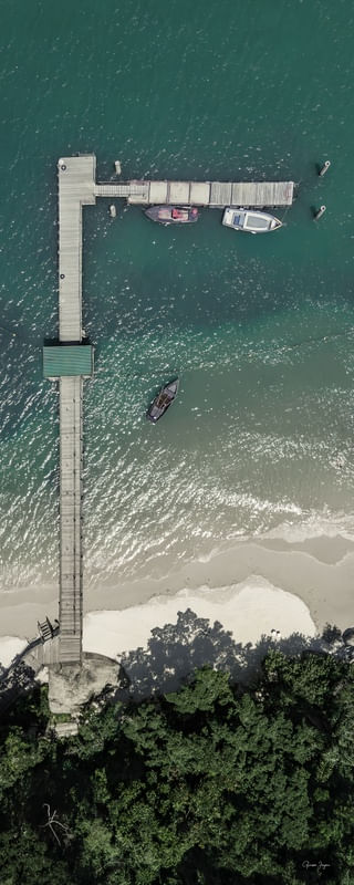 UM PARAISO