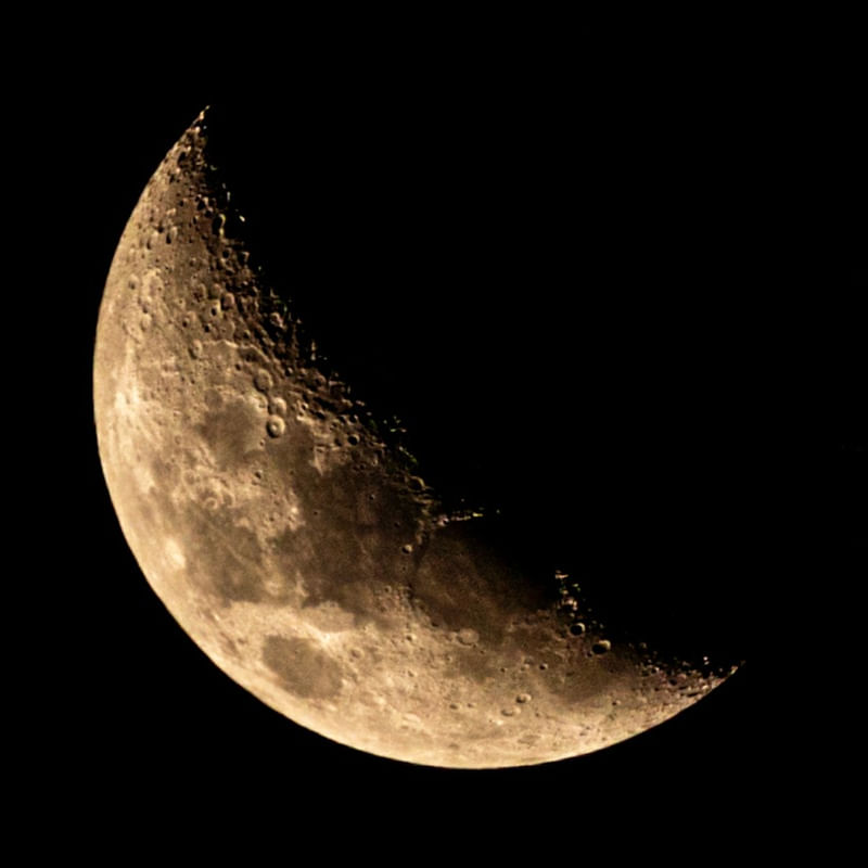 LUA MISTERIOSA