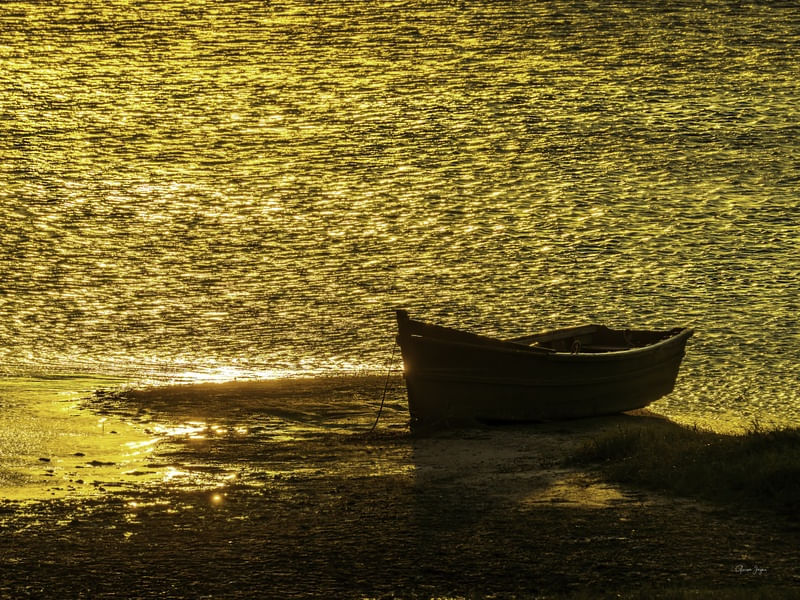 BARCO ANTIGO DOURADO