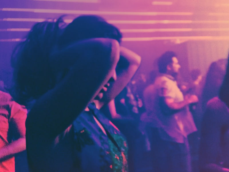 DISCO DANCING