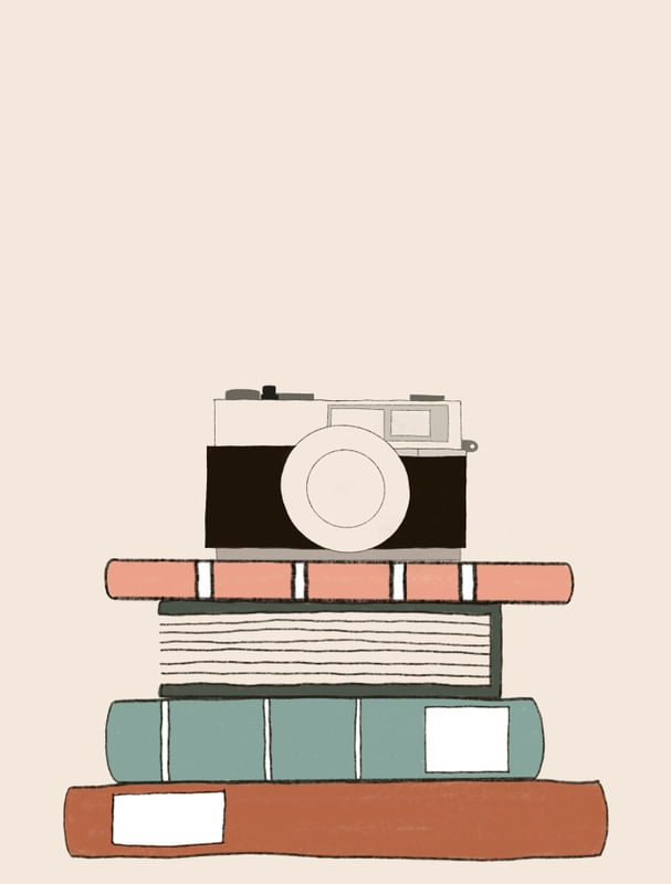 LIVROS E CÂMERA FOTOGRÁFICA FOFOS