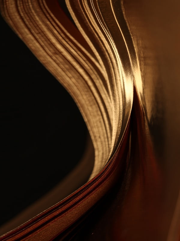 ARTE COM DETALHE DOURADO - ABSTRATO GOLD - 04A