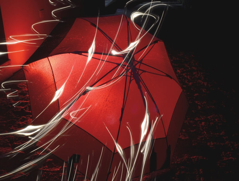 GUARDA CHUVA VERMELHO