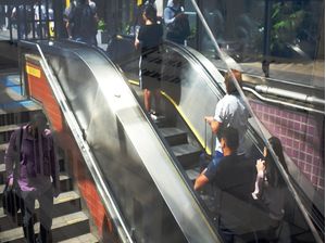 SAÍDA_METRÔ
