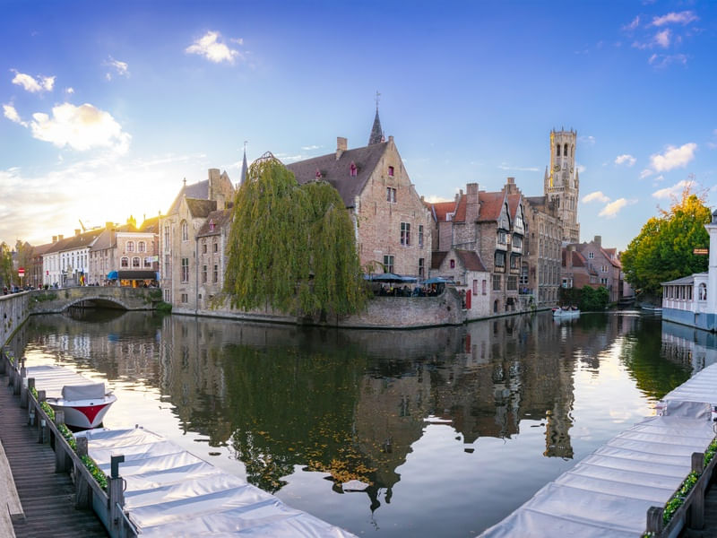 BRUGGES AO POR DO SOL