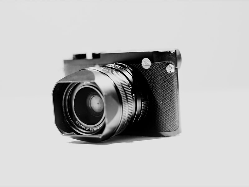 LEICA Q2