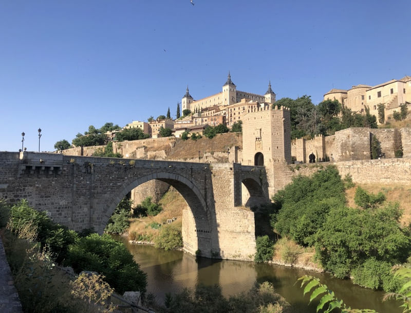 UM ALCAZAR NA MANHÃ