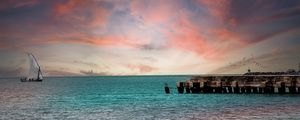 O PIER E O BARCO 2