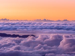 ACIMA DAS NUVENS NO ESPIRITO SANTO