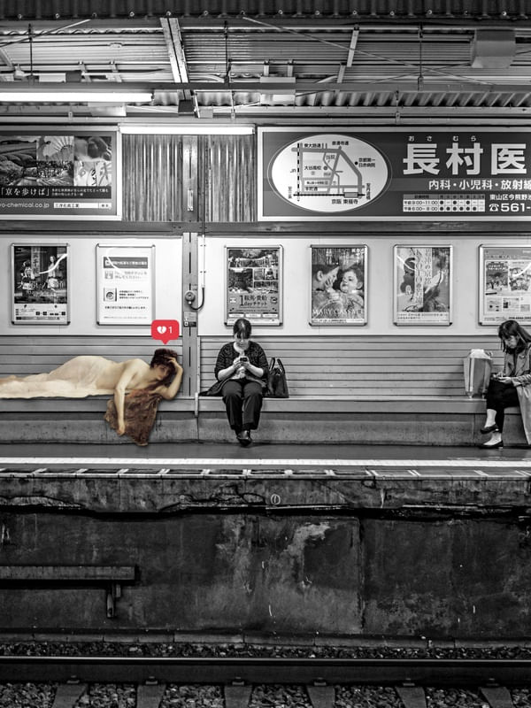 SOLIDÃO NO METRÔ