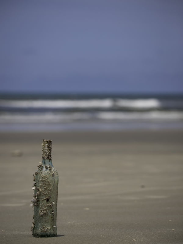 CAST AWAY