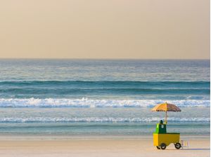 PÉ NA AREIA - CABO FRIO