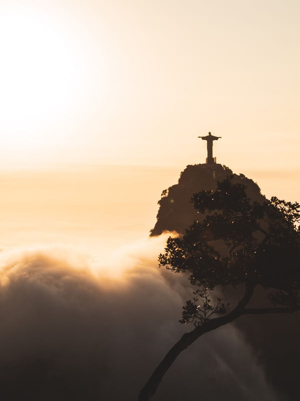 REDEEMER IN CLOUDS