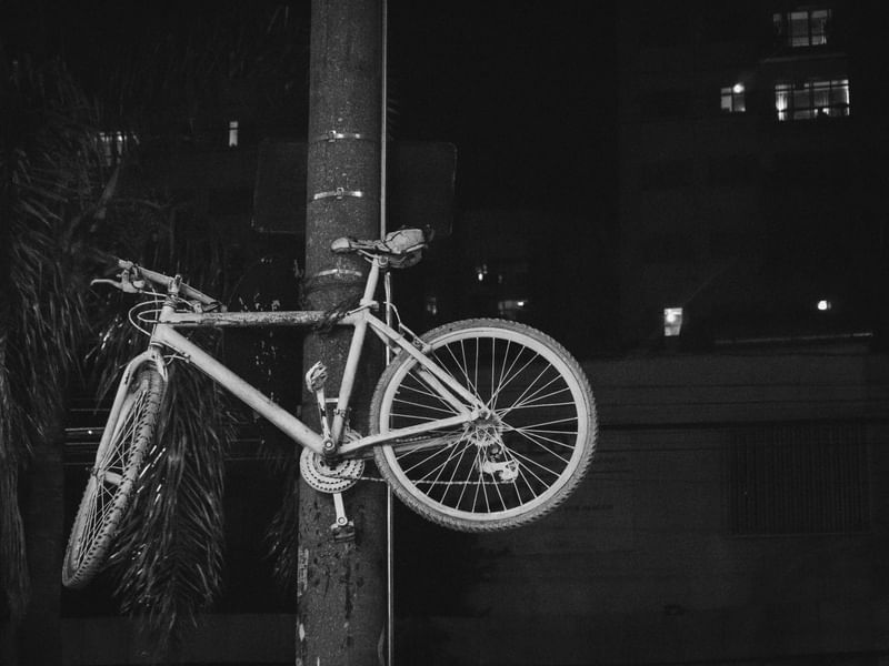 BICICLETA ACORRENTADA