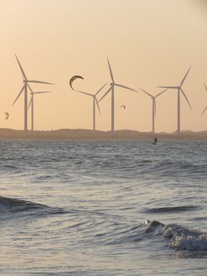 KITESURF GOLDEN HOUR