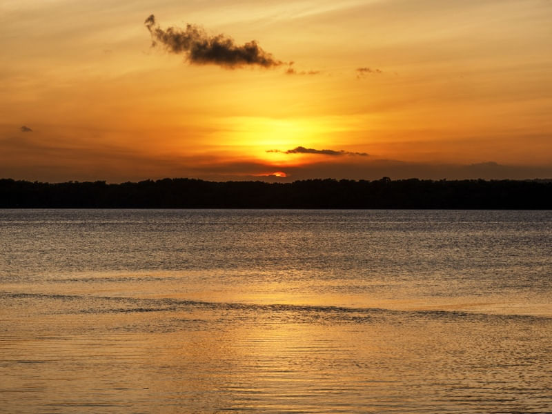 FIM DE TARDE NA PRAIA DO JACARÉ