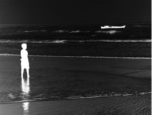 O MAR É O MUNDO DO MENINO EM POSITIVO