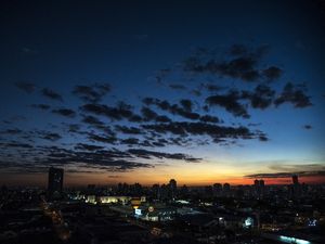 POR DO SOL EM APARECIDA DE GOIÂNIA