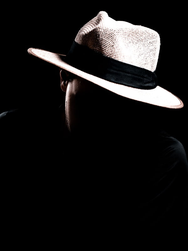 SILHUETA CHAPEU