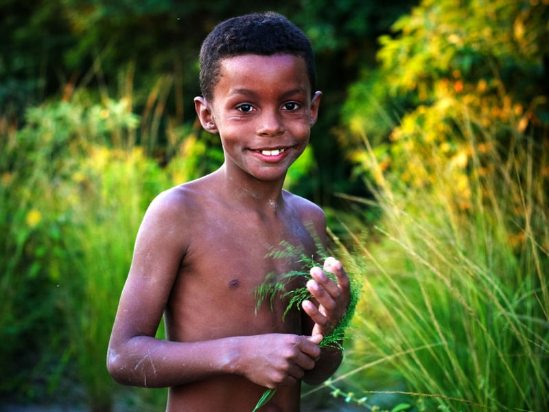 MENINO FELIZ