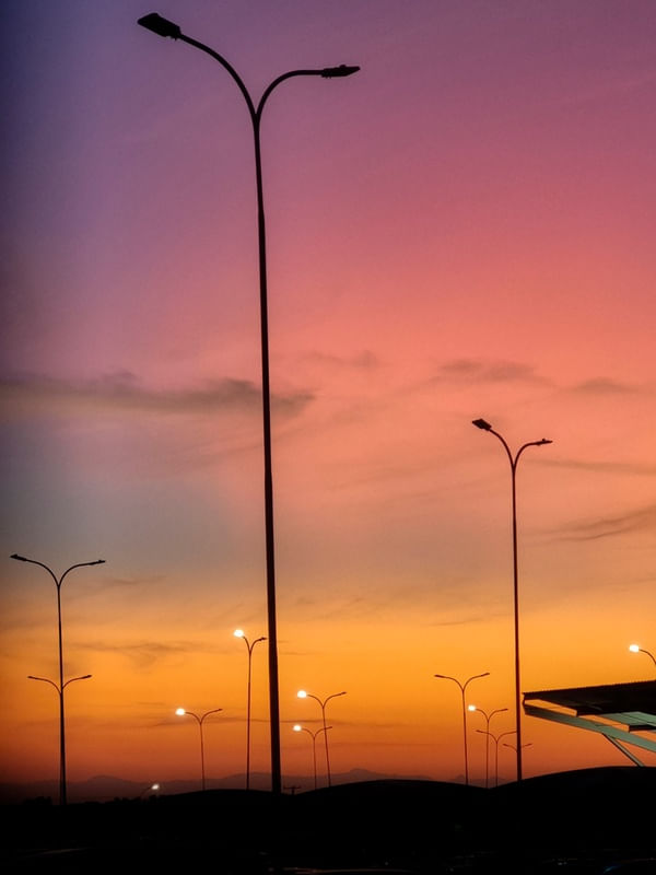 POSTES NO POR DO SOL