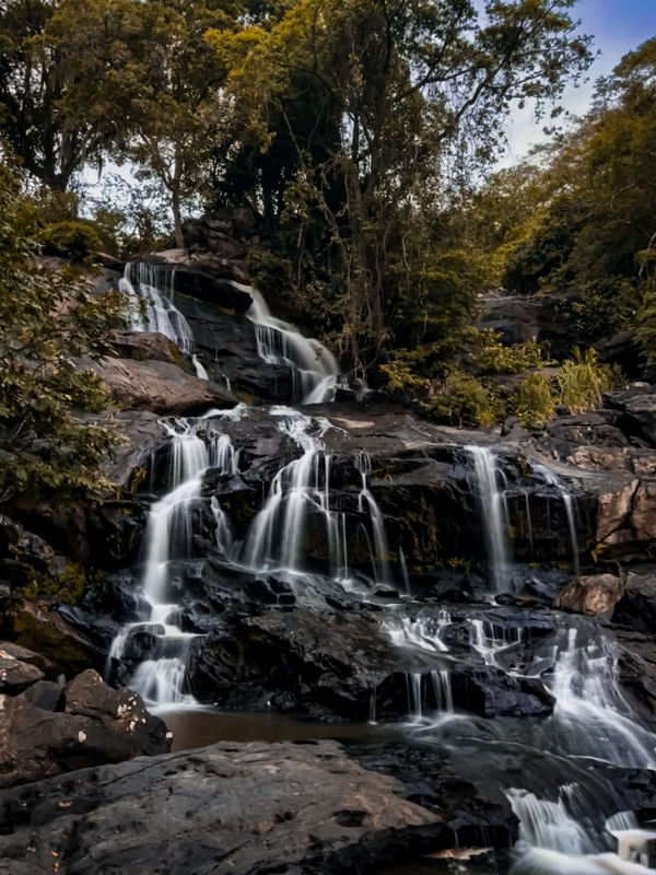 CACHOEIRA DO RONCADOR 1