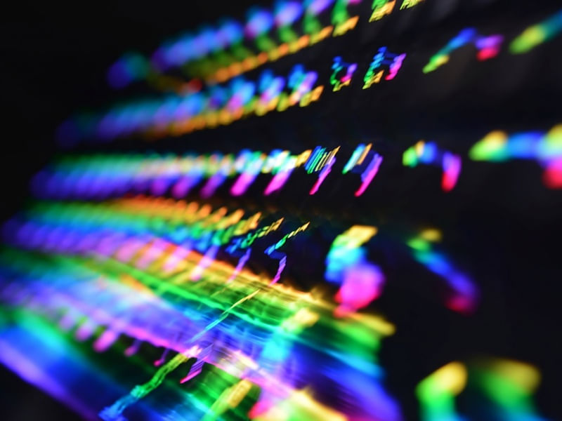 ARCO-ÍRIS NEON