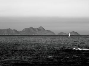 O MAR E O BARCO EM PEB
