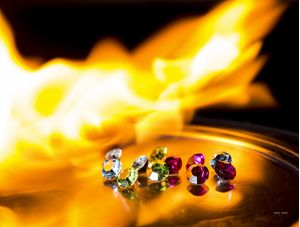 FOGO E DIAMANTES