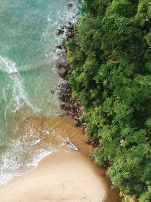 CHEGANDO NA PRAIA