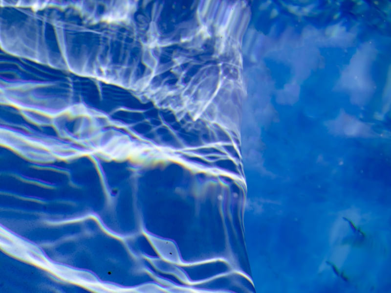 AZUL PISCINA 5 DÍPTICO 1